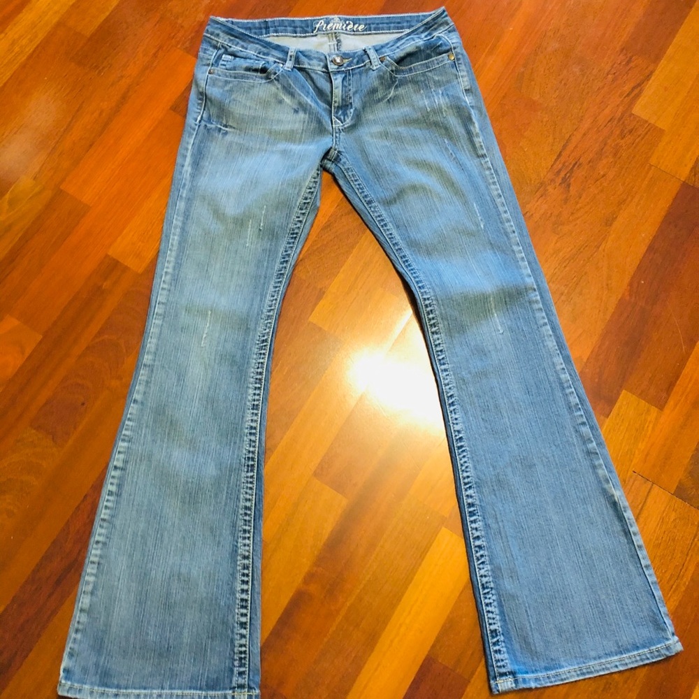 Size 7/8 Premiere flare jeans